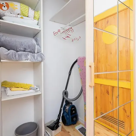 Apartment Starowislna With Ac & Pet-friendly By Renters